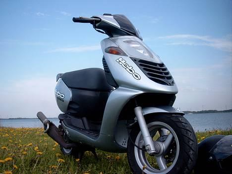 Aprilia Sonic |SOLGT| - Opdate 10/5/04 er solgt for en jog fs billede 1