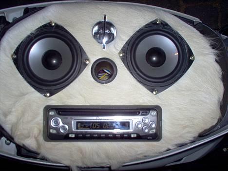 Yamaha Jog FS - Solgt :( - Så fik jeg endelig mit lækre Pioneer DEH-1600R anlæg ;) billede 7