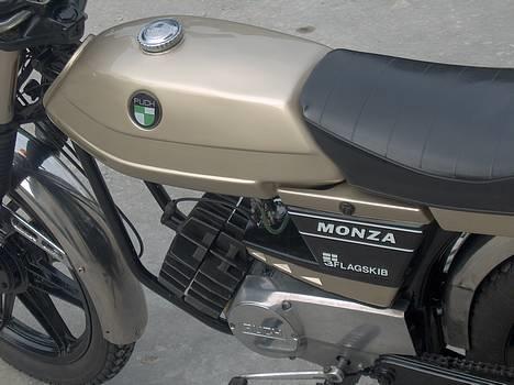 Puch  Monza Flagskib(solgt) billede 1