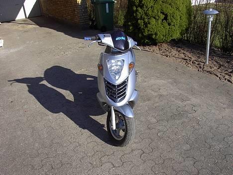 Aprilia sonic (SOLGT) billede 4