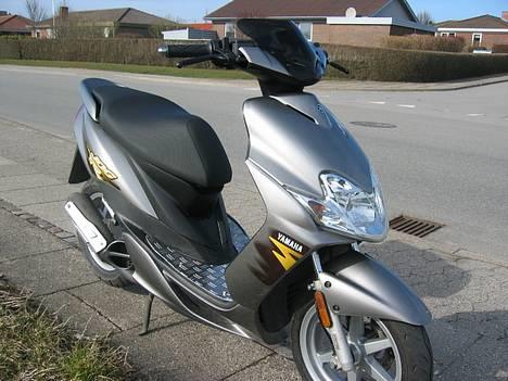 Yamaha Jog R - Jog R skråt fra siden..  billede 1