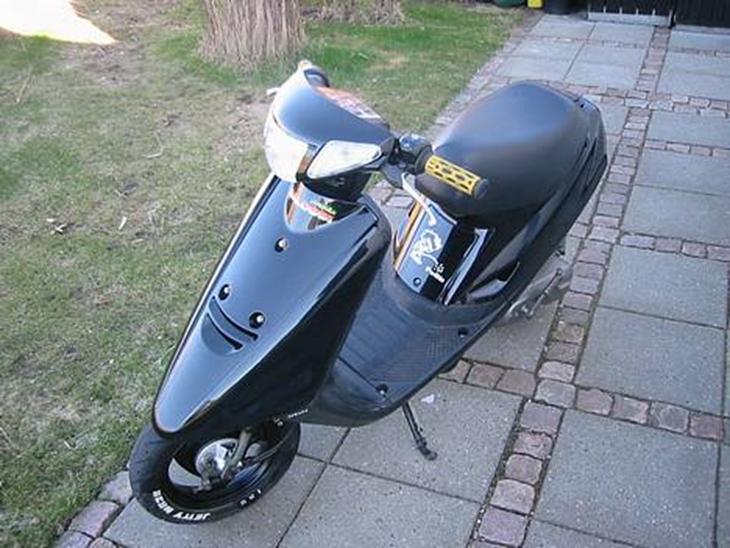 {{currentPhoto.altText}} billede {{currentPhoto.number}}