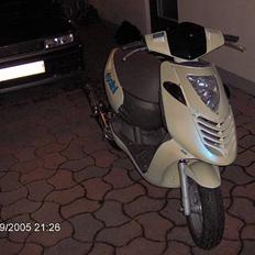 Aprilia Sonic LC70  Solgt