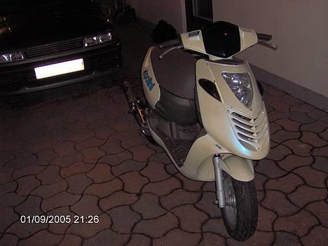 Aprilia Sonic LC70  Solgt - gammelt billed.. men smukt ;D billede 2