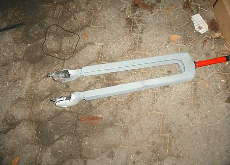 Vespa ciao  [Projeckt Chopper] - den nye forgaffel som er blevet cirka 26cm længere billede 7