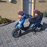 Gilera stakler