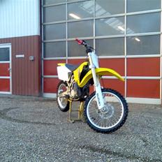 Suzuki RM 125 *Solgt*