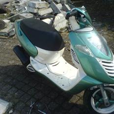 Aprilia Sonic (SOLGT)