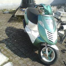 Aprilia Sonic (SOLGT)