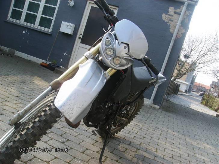 Suzuki Rmx billede 2