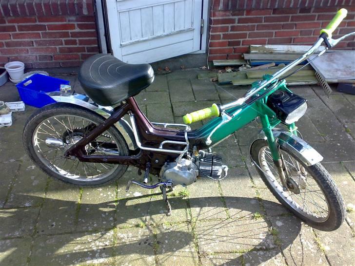 Puch K ..Byttet.. - Hade lige Rullet en Tur rundt i haven (: billede 5