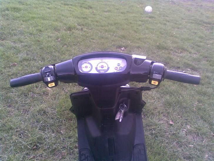 PGO hot 50 (SOLGT) - ny vasket billede 8