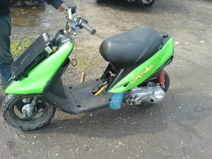 Yamaha jog BYTTET billede 14