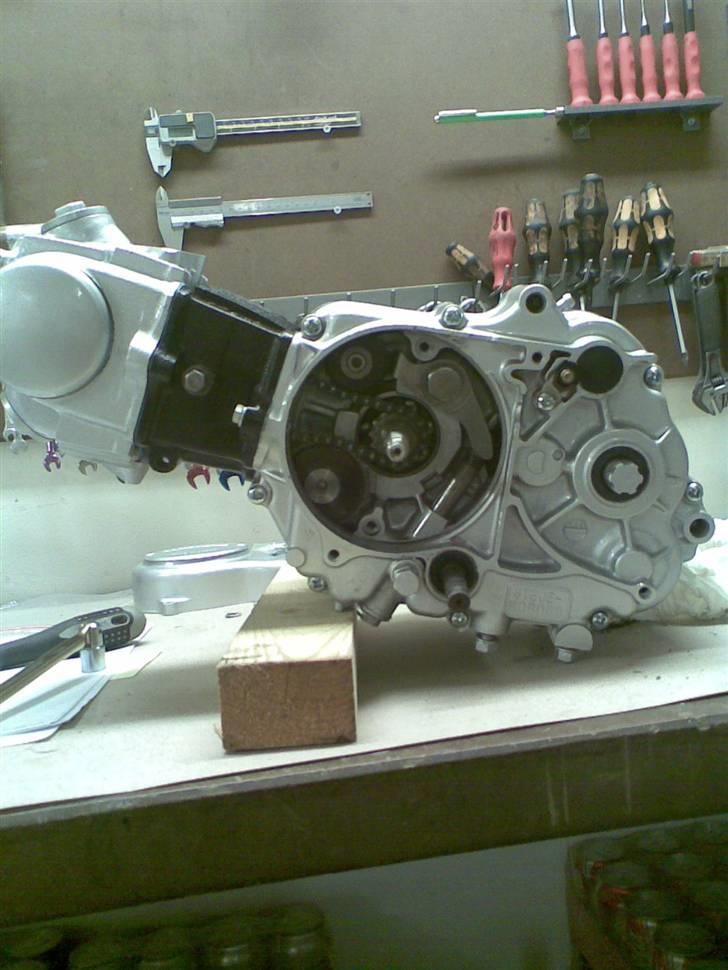 Honda Dax ST50 - Samling af cylinder og topstykke. billede 14