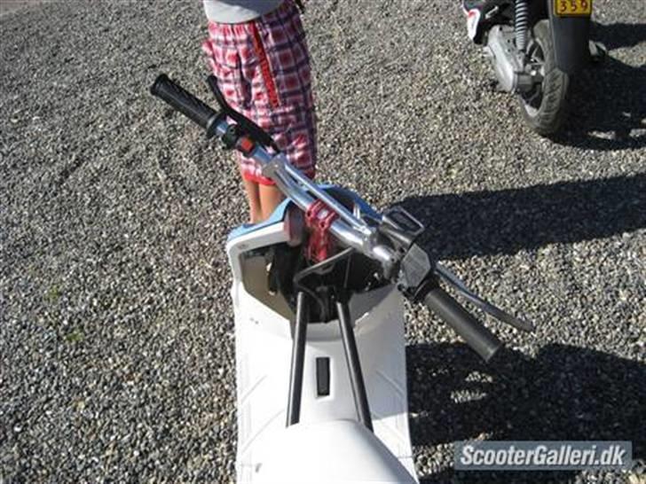 Yamaha Jog evo 2 billede 2