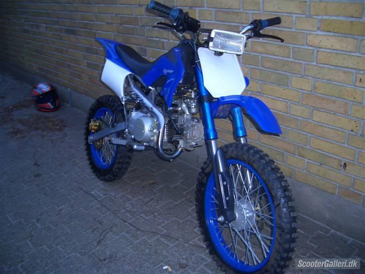 MiniBike Dirt Bike 125cc (solgt) billede 3