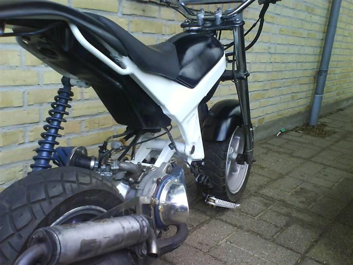 Suzuki Street magic ( SOLGT ) - Nu   12/4/08 billede 8