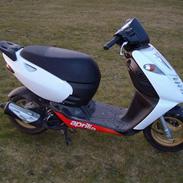 Aprilia sonic