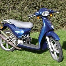 Aprilia Scarabeo Racing