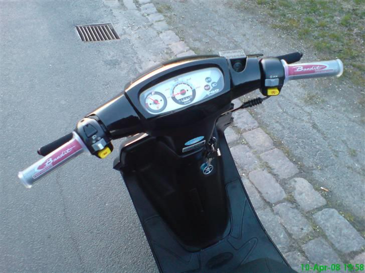 PGO Hot50 (SOLGT) - Mine nye "Bandit Performance" håndtag... billede 12