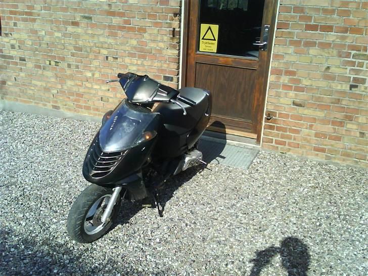 Aprilia sonic SOLGT billede 8