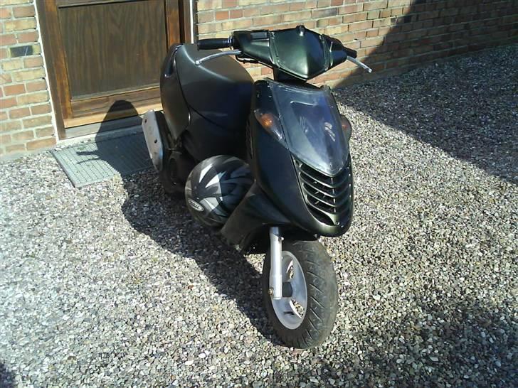 Aprilia sonic SOLGT billede 9