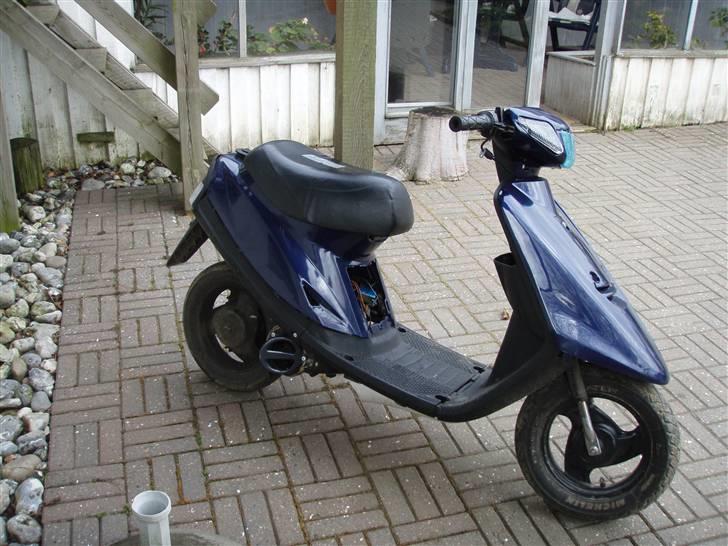 Yamaha jog as solgt billede 3