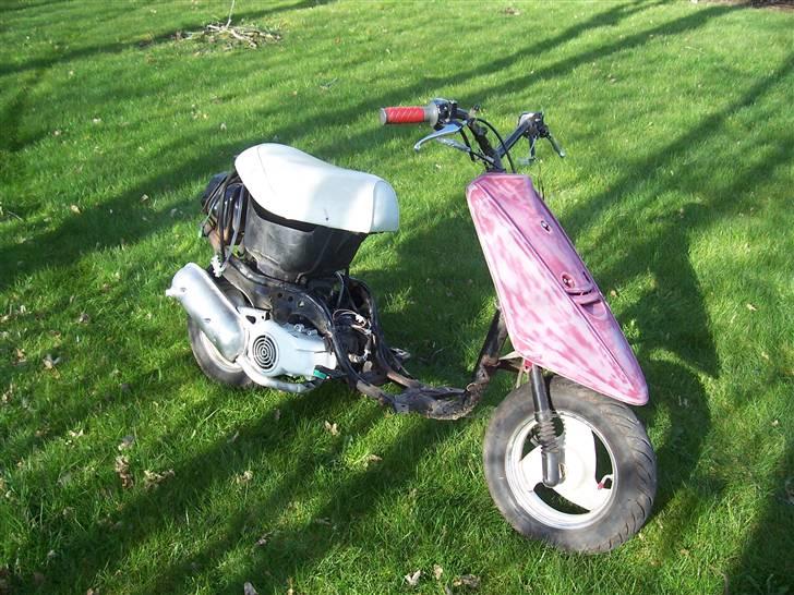 Yamaha Jog Solgt billede 11