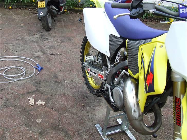 Suzuki Rm125  SOLGT billede 5