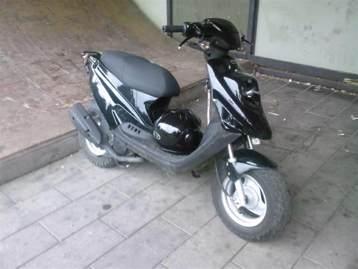 PGO hot 50  ( Solg 6.000kr ) - september 2008 billede 1