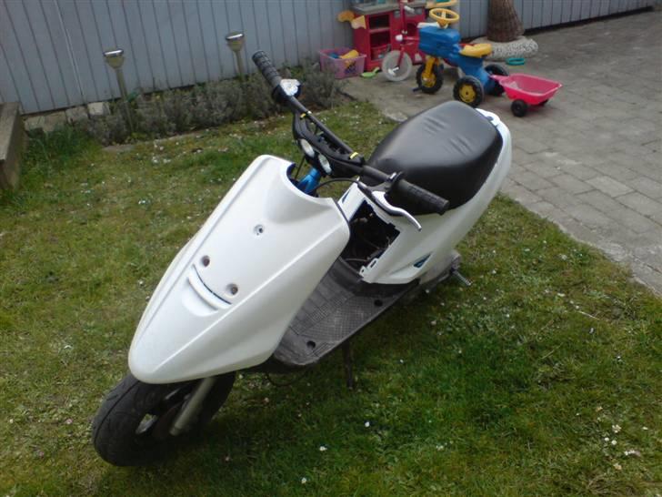 Yamaha Jog ( SOLGT ) ! billede 1