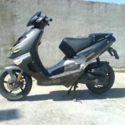 Aprilia SR50 DTech LC DD *BYTTET*