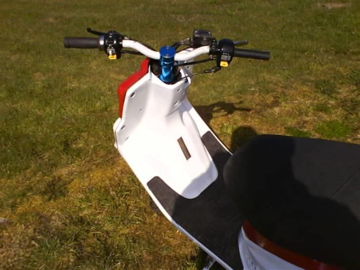 PGO Hot 50 Projekt solgt billede 7