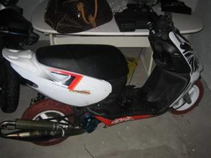 Aprilia sonic SOLGT! billede 1