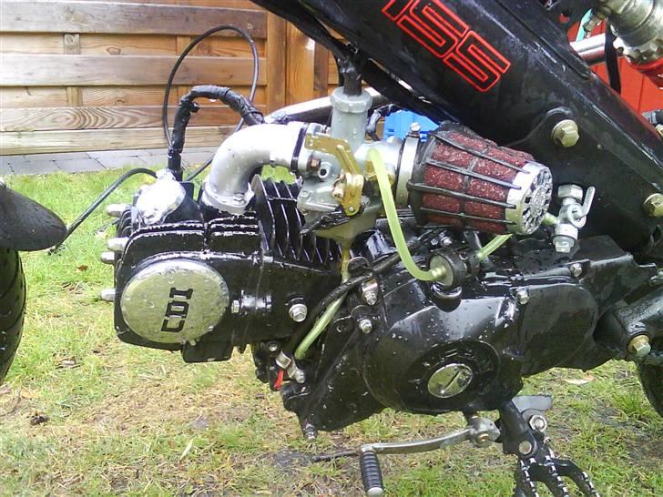 Sachs Madass MRK II (TAGET!)  - motorern fra en anden vinkel :) billede 18