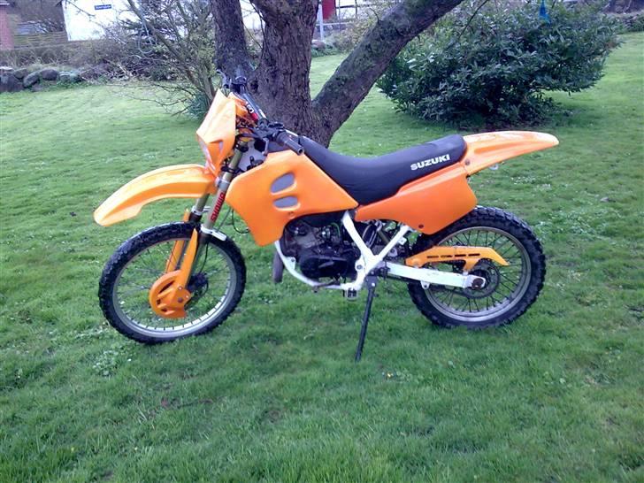 Suzuki Rmx billede 1