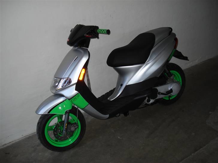 Derbi Atlantis Bullet billede 5