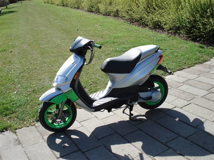 Derbi Atlantis Bullet billede 6