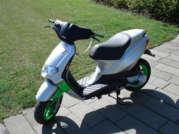 Derbi Atlantis Bullet billede 7