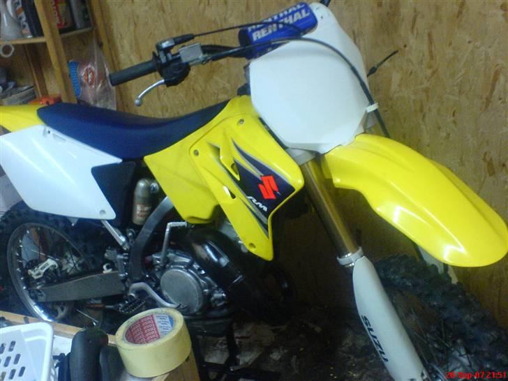 Suzuki RM 125cc "SOLGT" billede 2