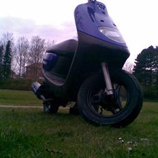 Yamaha jog space solgt