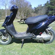 PGO Hot 50 inden styling