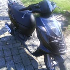 Aprilia sonic (FØR)