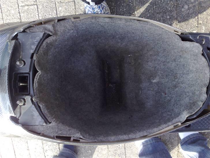 Yamaha jog stjålet den 23-04 billede 10