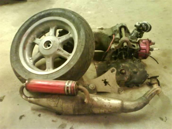 MiniBike minibike k2 lc SKRALLET   - det er så motoren inden vi begynte  billede 2