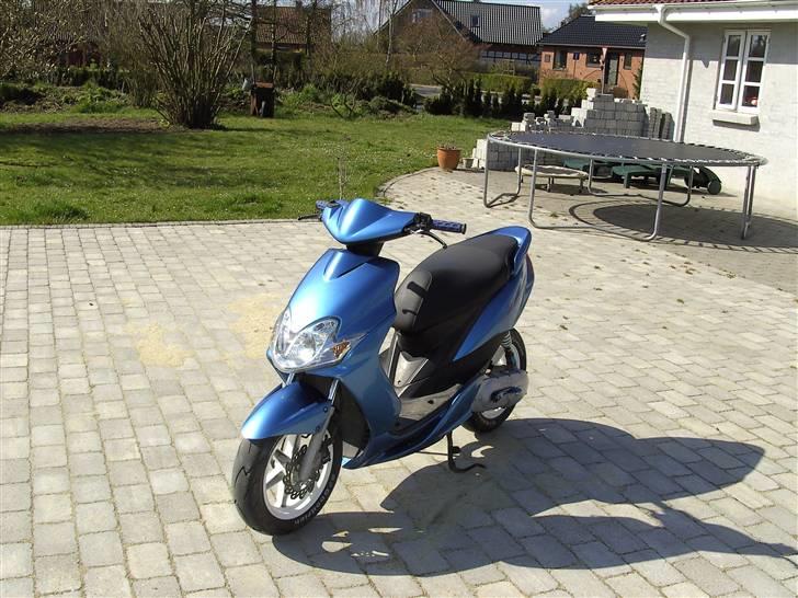 Yamaha                     Jog R - Prinsessen hende selv billede 3