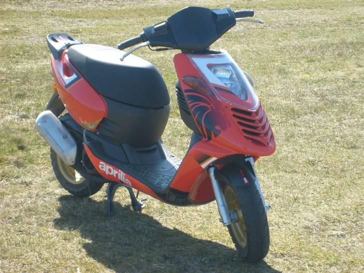 Aprilia sonic "BYTTET TIL SENDA" billede 1