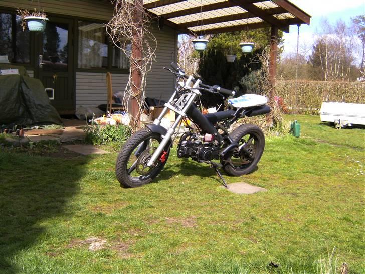 Sachs madass billede 1
