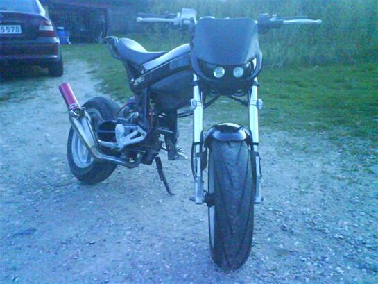 {{currentPhoto.altText}} billede {{currentPhoto.number}}