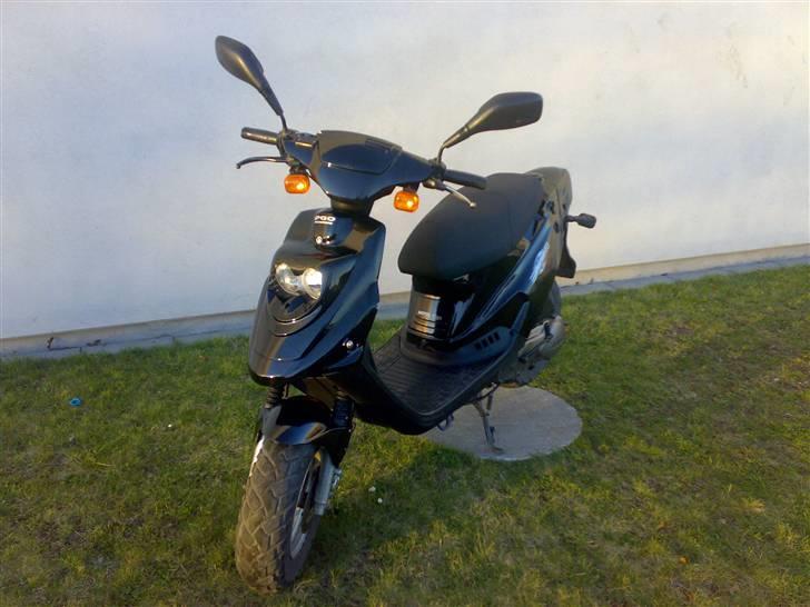 PGO hot 50 billede 1